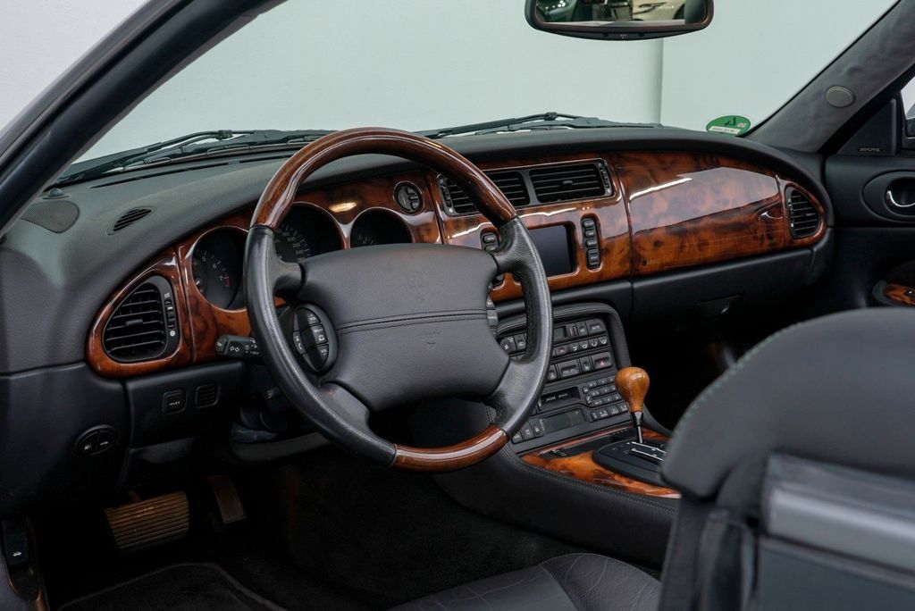 Bild des Angebotes Jaguar XK8 Cabriolet - jetzt schon legendär