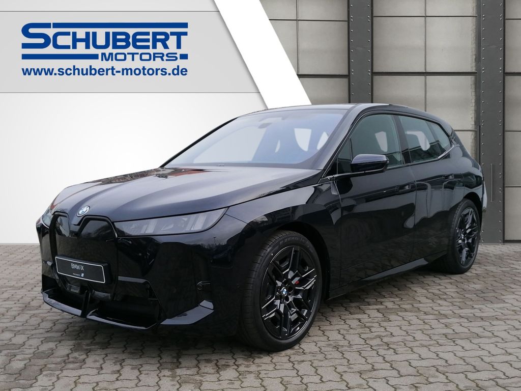 Bild des Angebotes BMW iX xDrive 45 *UPE 99.740€* M Sport Pro Innovatio