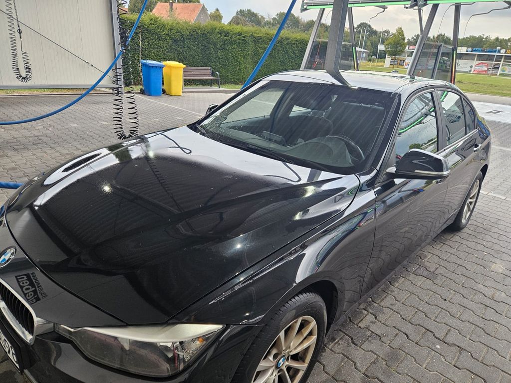 Bild des Angebotes BMW 318d F30 Diesel 217.000km TÜV 03/27 8000€