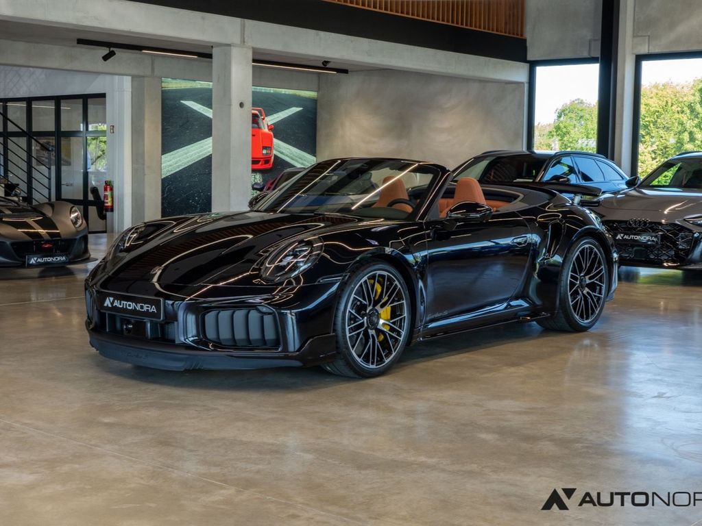 Porsche 911 (992.2) Turbo S Cabrio Lift Inno SportDesign