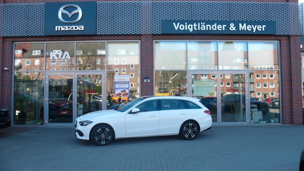 Bild des Angebotes Mercedes-Benz C300 T e Avangarde Autom Panorama Ganzjahresreif