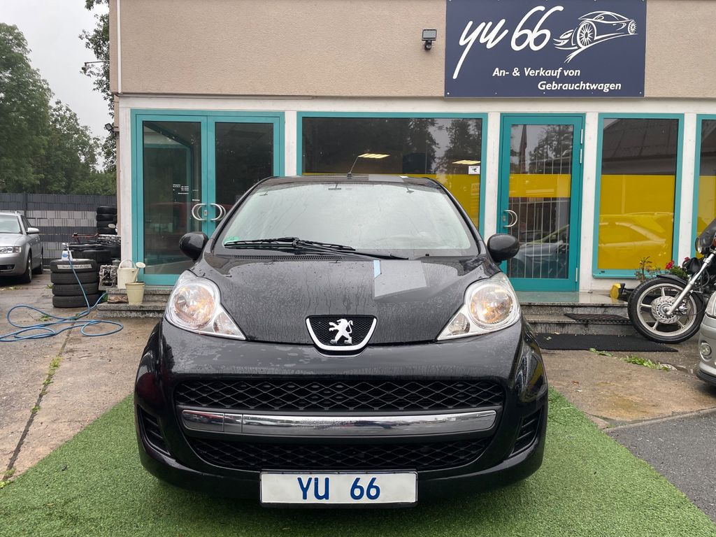 Bild des Angebotes Peugeot 107 Edition SPORTiUM 70 5 Tür Klima,Tüv 02-28