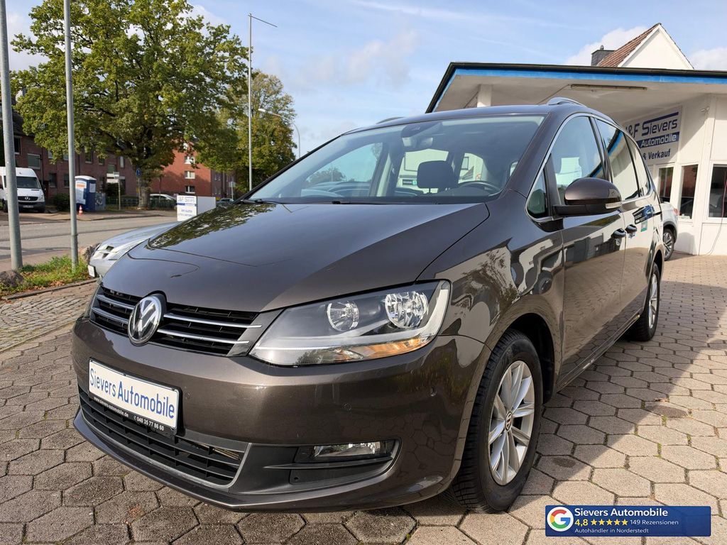 Bild des Angebotes Volkswagen Sharan 1,4 TSI DSG 7-Sitzer AHK ACC Kamera Navi