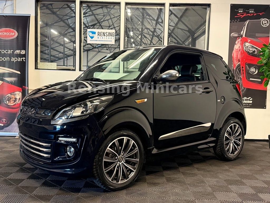 Bild des Angebotes Ligier JS50 Black on Klima Mopedauto Microcar 45 KM