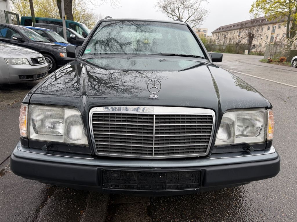 Mercedes-Benz E 220  KOMBI AUTOMATIK KLIMA LEDER SCHIEBEDACH