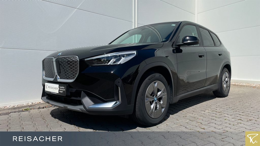 Bild des Angebotes BMW IX1 XDRIVE30 LC+,AHK,SHZ