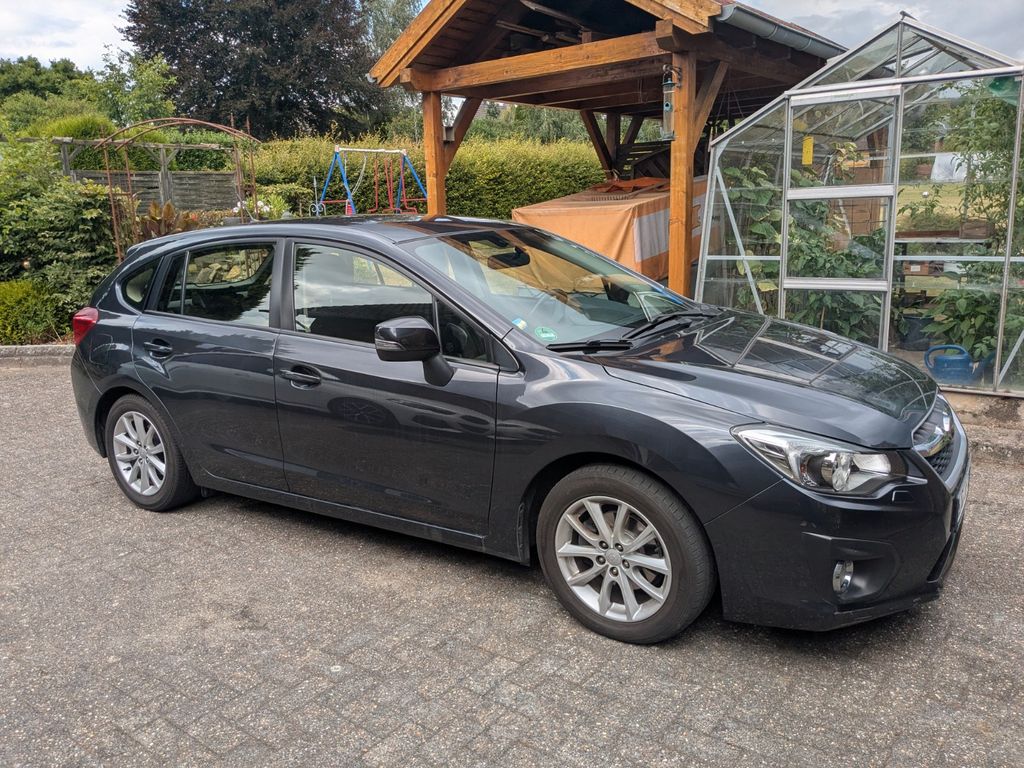 Bild des Angebotes Subaru Impreza 1.6i Comfort , 8-Fach bereift, AHK