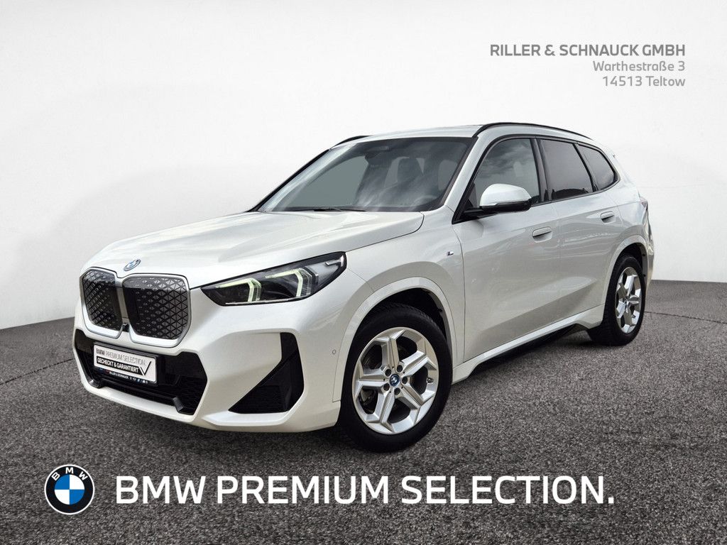 Bild des Angebotes BMW iX1 xDrive30 M-Sport AHK+PANO+HUD+360°KAM+HK