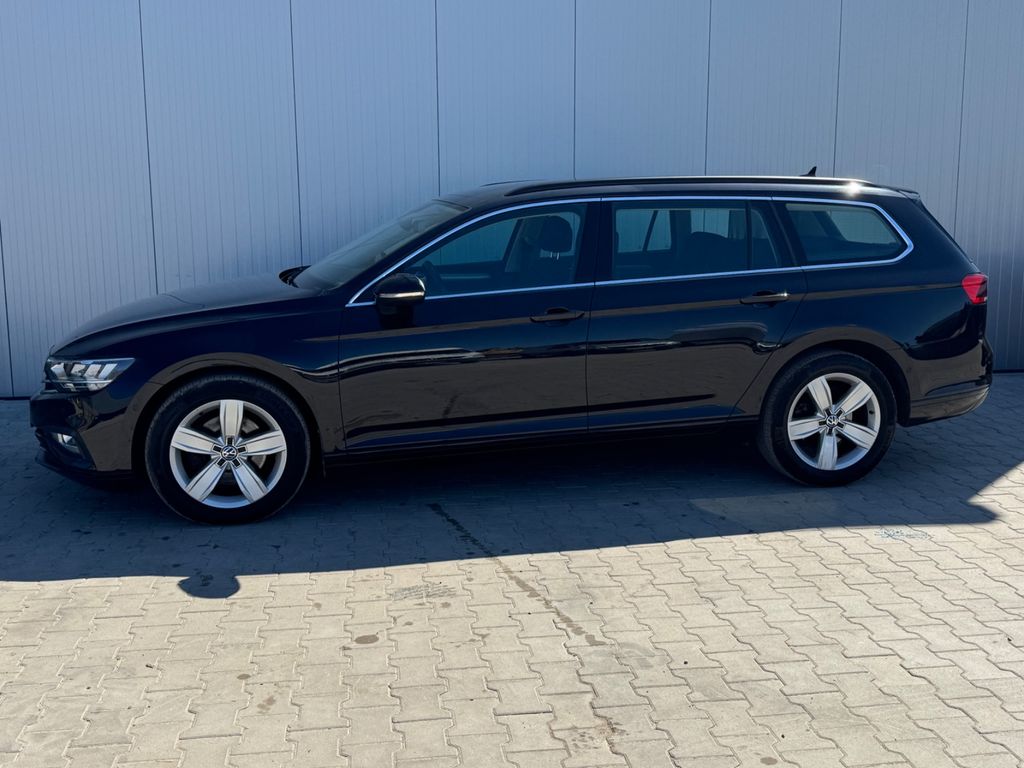 Bild des Angebotes Volkswagen Passat Kombi DSG Led Navi ACC AHK Kamera