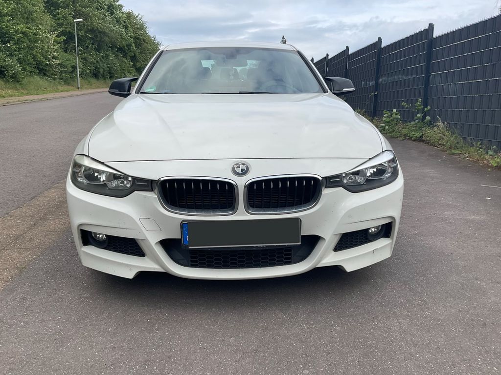 Bild des Angebotes BMW 316i (340i Optik) M-Sport Paket Navi-Pro
