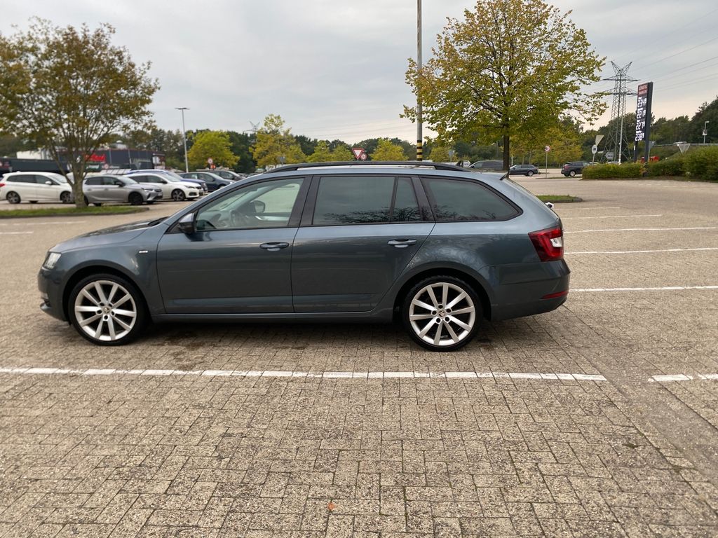 Bild des Angebotes Skoda Octavia 2.0 TDI Joy Combi Joy
