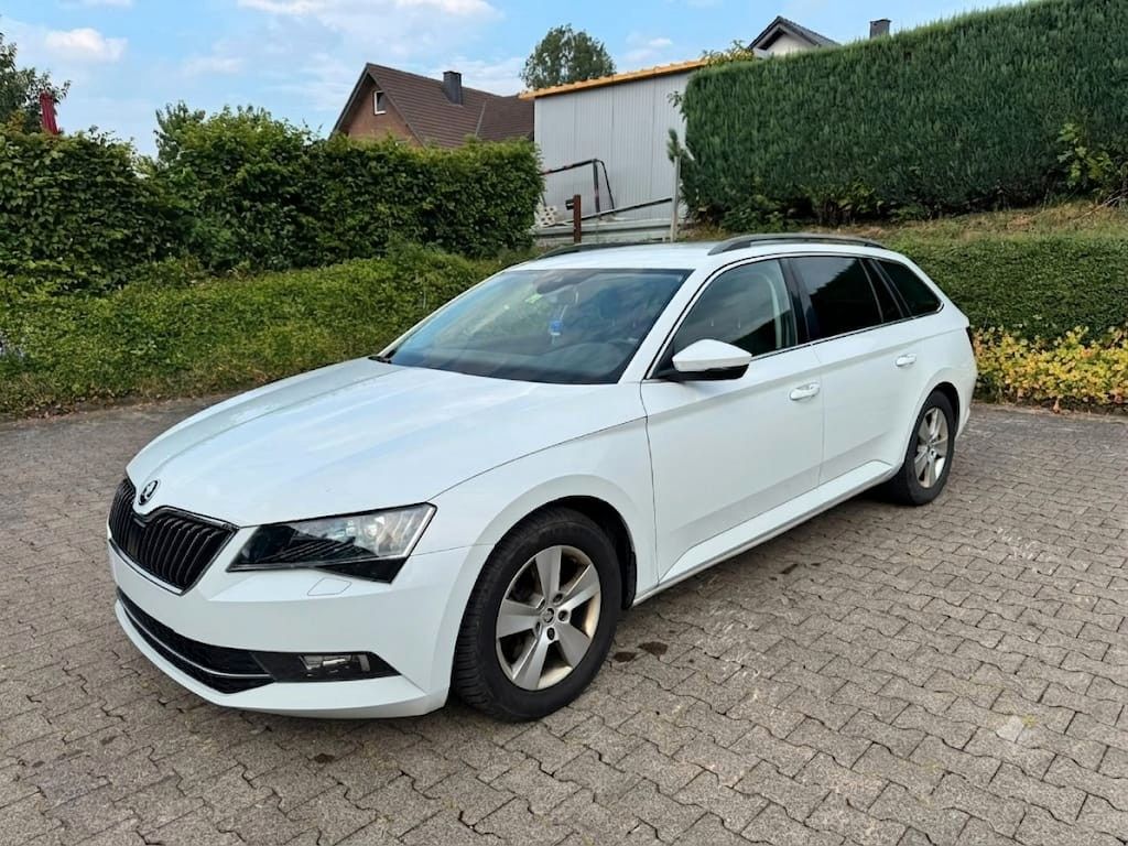 Bild des Angebotes Skoda Superb 2.0 TDI Combi