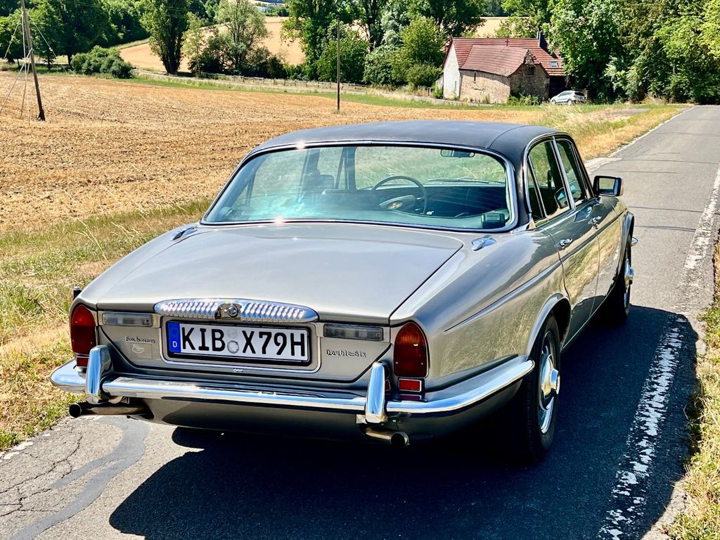 Bild des Angebotes Jaguar Daimler Double Six LHD einer der letzten Serie 2