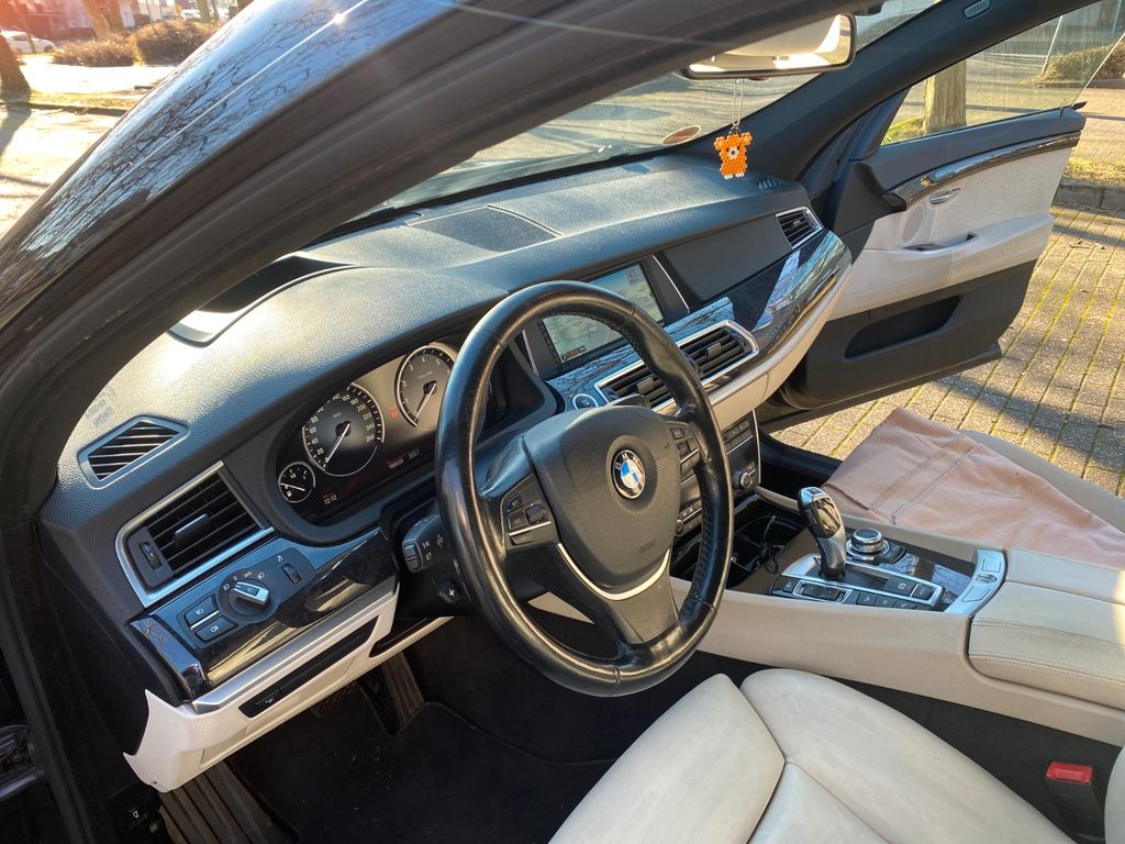 Bild des Angebotes BMW Gran Turismo 550i xDrive - neue Steuerketten