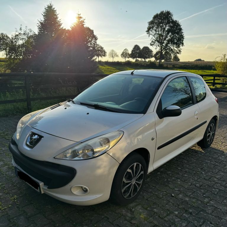 Bild des Angebotes Peugeot 206 1.4 75 -