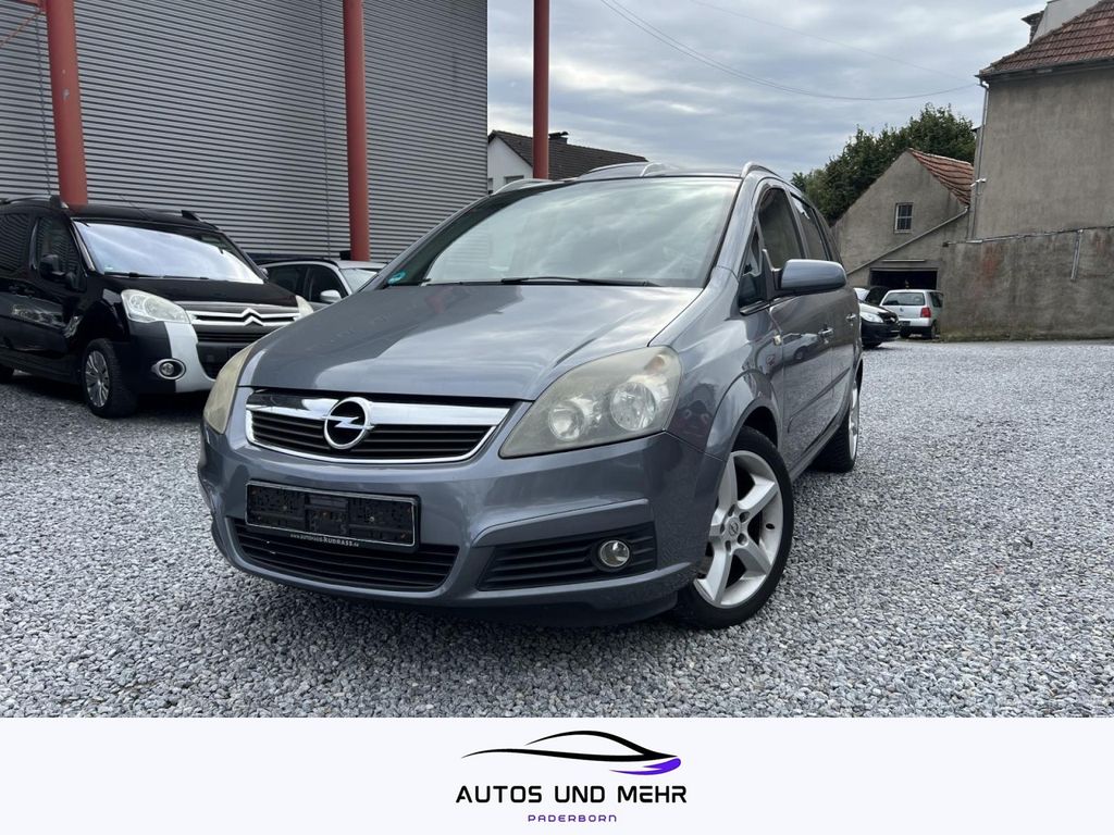 Opel Zafira B Cosmo 7 Sitzer Klima Navi Panoramadach