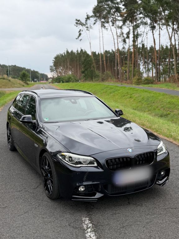 Bild des Angebotes BMW 530d Touring M-Paket