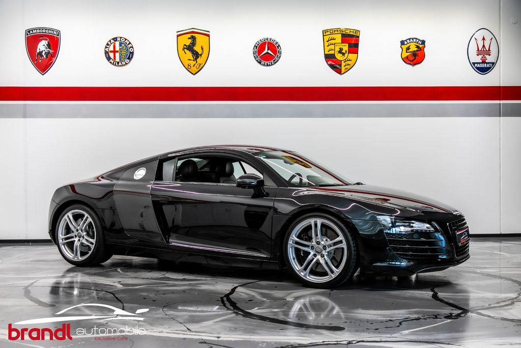 Bild des Angebotes Audi R8 Coupe 4.2 FSI quattro /Schalter/DE/Garantie