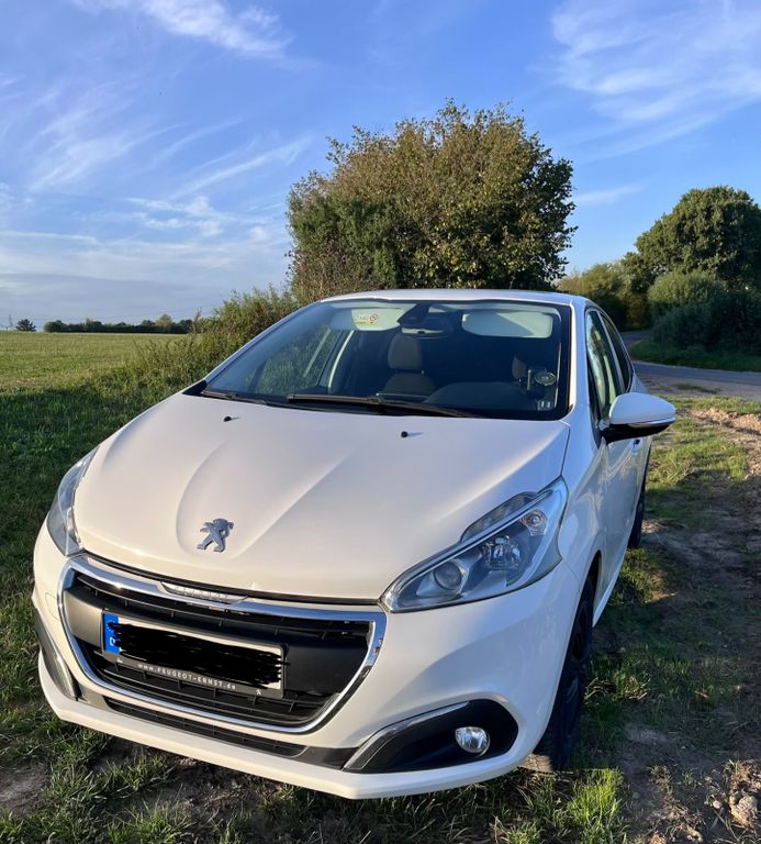 Bild des Angebotes Peugeot 208 1.2 Winter Edition PureTech 82 Winter