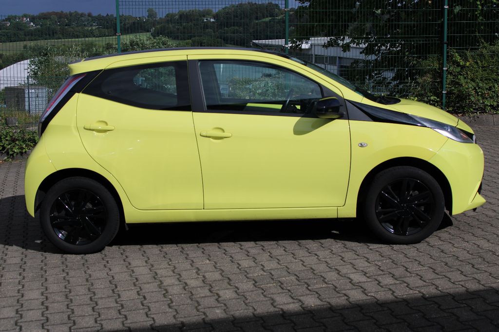Bild des Angebotes Toyota Aygo AYGO x-cite 4Türer+Kamera+MFL