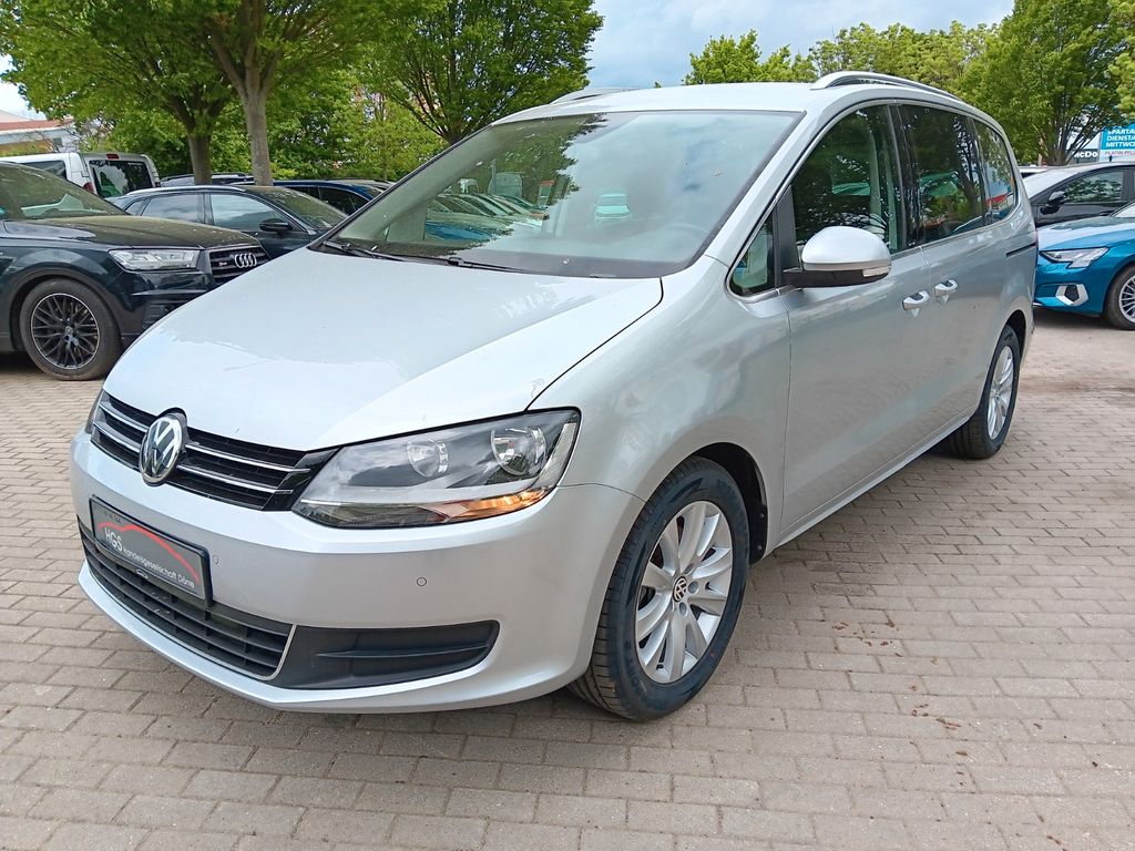 Bild des Angebotes Volkswagen Sharan Active  7-Sitze Navi Klima Sitzheizung