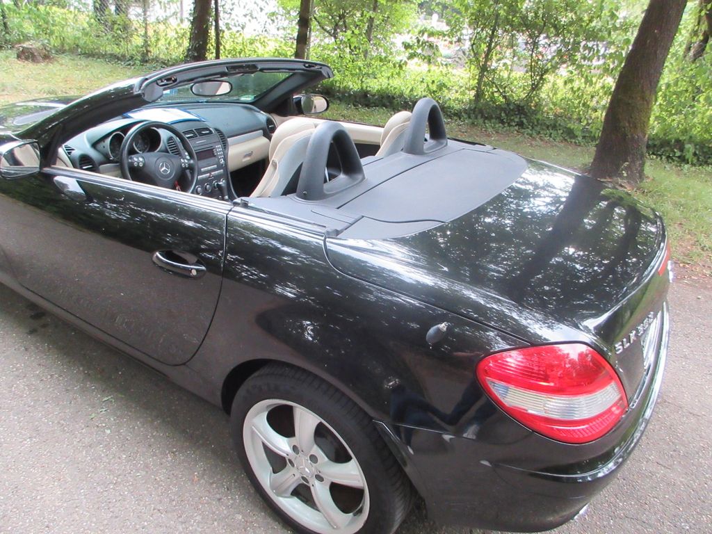 Bild des Angebotes Mercedes-Benz SLK 350/BI-Xenon/Airscarf/Leder/Navigation/Sitzh