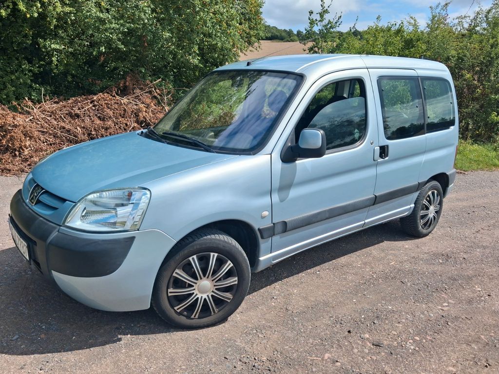 Bild des Angebotes Peugeot Partner Grande Escapade 110 Grande Escapade
