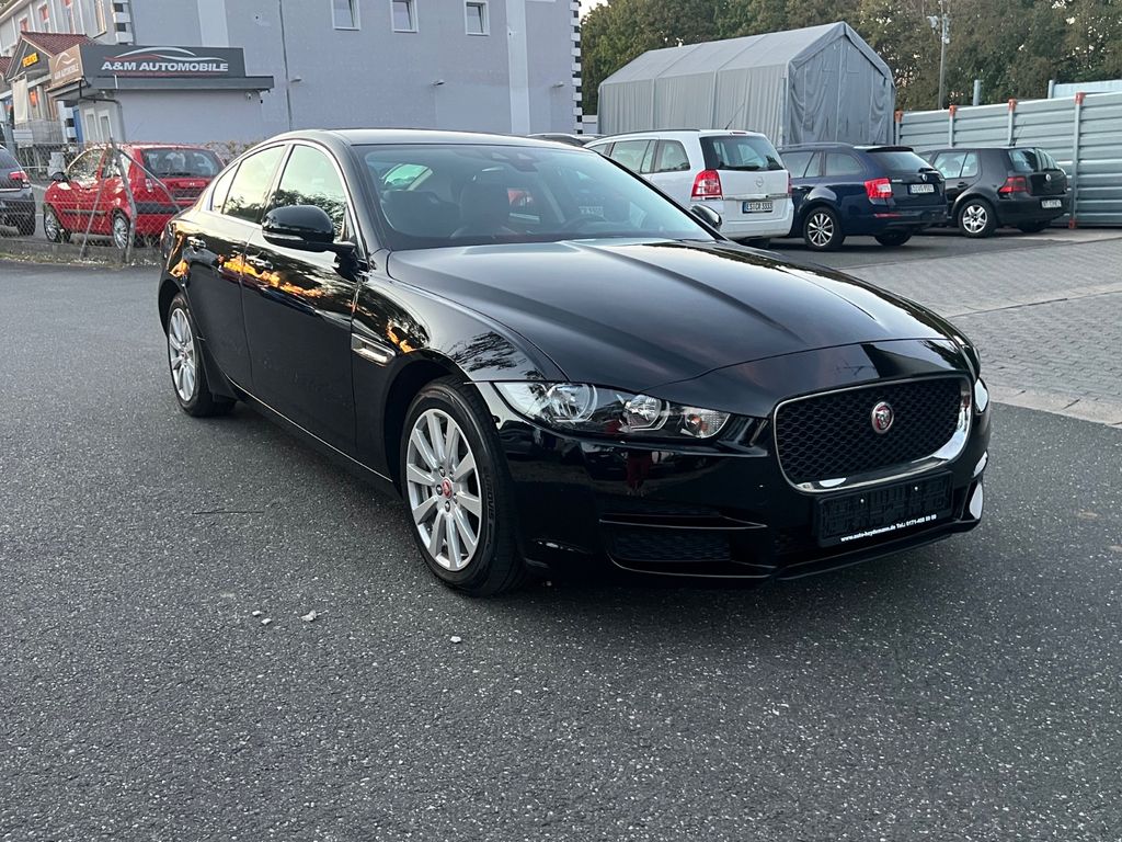 Bild des Angebotes Jaguar XE Prestige | Vollleder | TÜV NEU |