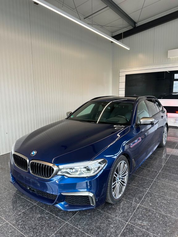 Bild des Angebotes BMW M550 5 Touring M550 d xDrive