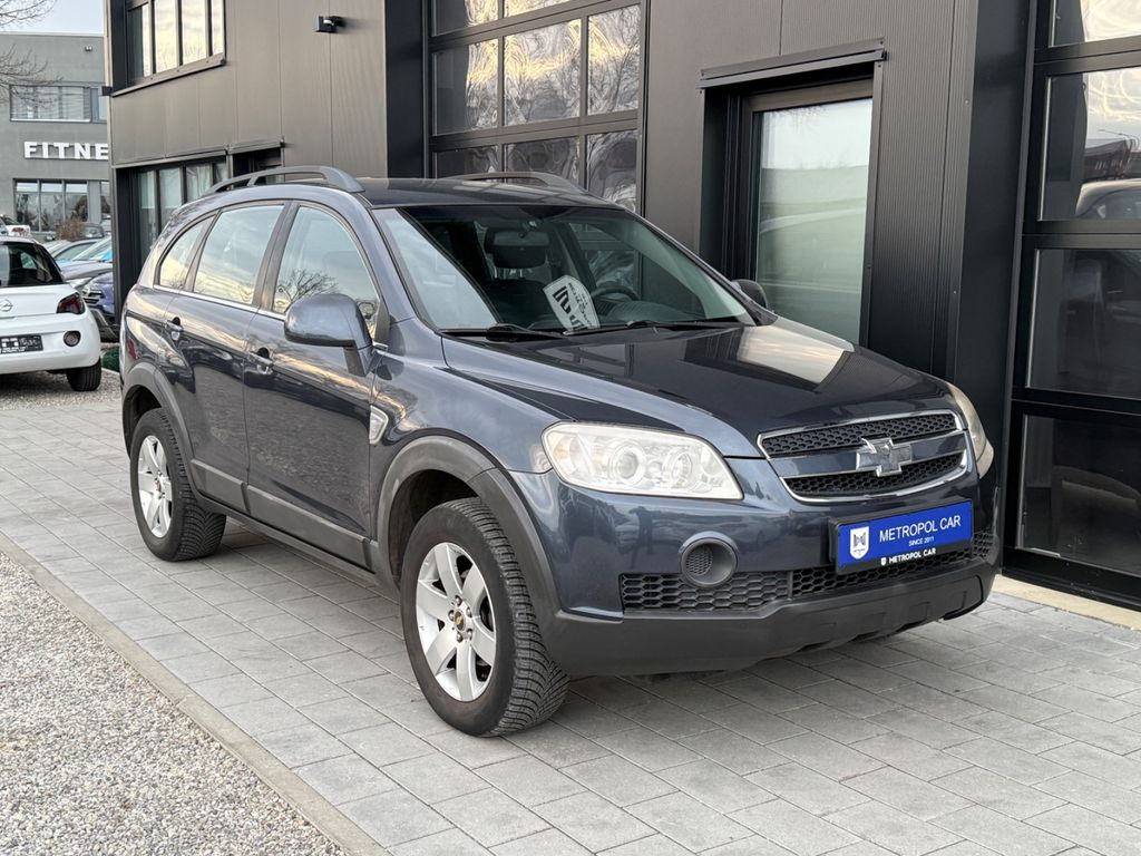 Bild des Angebotes Chevrolet Captiva 2.4 LS 2WD 7-SITZ/AHK/PDC/LMF+TÜV 09.27