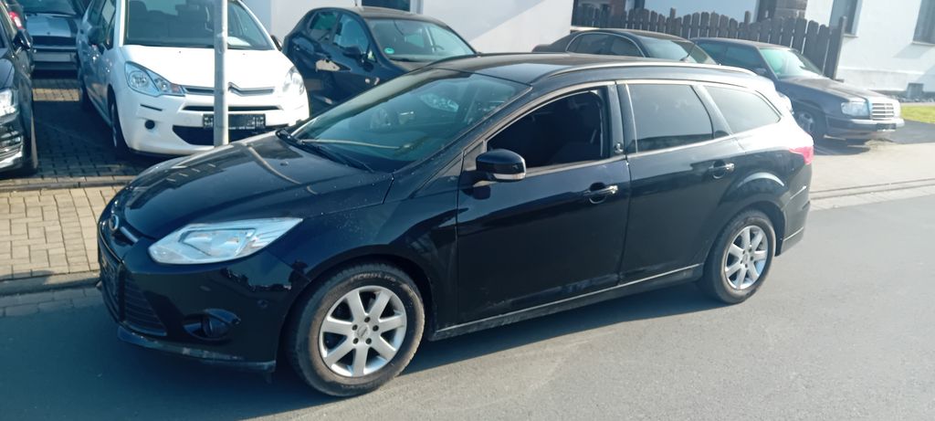 Bild des Angebotes Ford Focus Turnier Champions Edition
