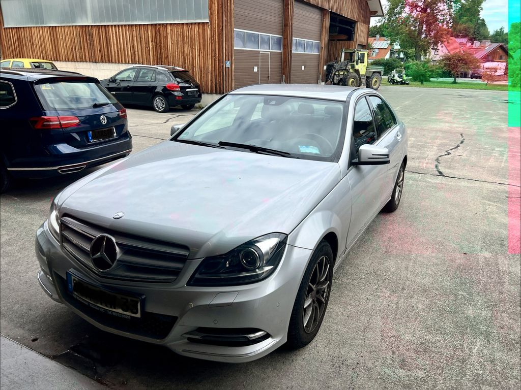 Bild des Angebotes Mercedes-Benz C 220 CDI BlueEFFICIENCY | 45.800 km | AHK | PDC