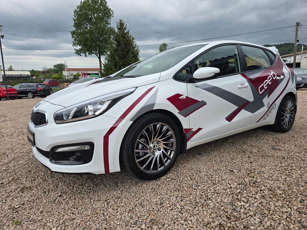 Bild des Angebotes Kia cee'd / Ceed