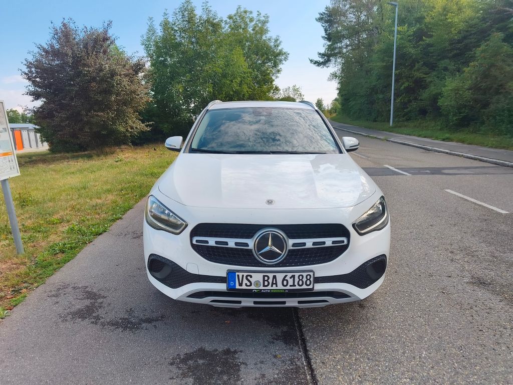 Bild des Angebotes Mercedes-Benz GLA 180 DCT -