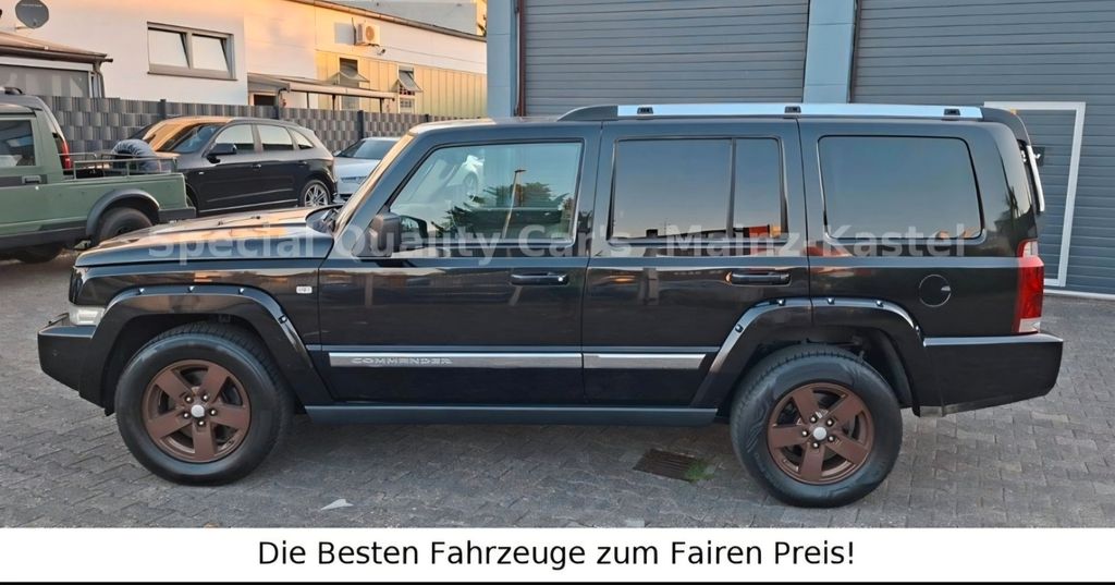 Bild des Angebotes Jeep Commander 3.0 CRD AUTOMATIK 7-SITZER 4X4 AHK TÜV