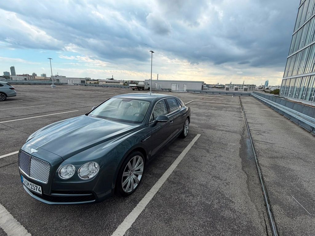 Bild des Angebotes Bentley Flying Spur 4.0 V8 Autom. -