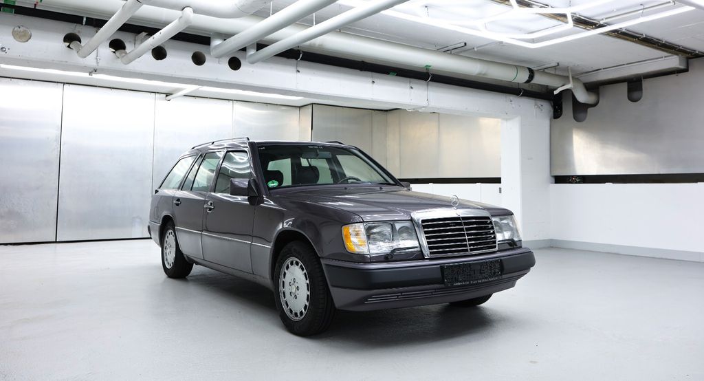 Bild des Angebotes Mercedes-Benz 300 TE  Autom Leder Topzustand