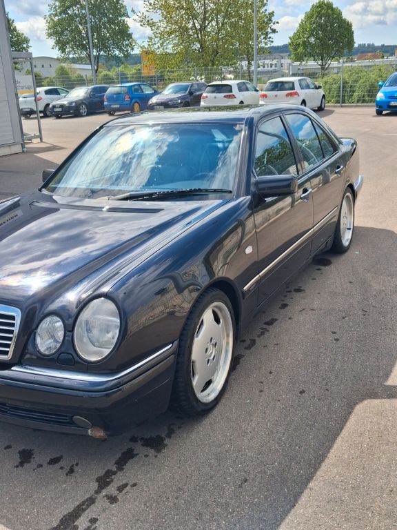 Bild des Angebotes Mercedes-Benz E 55 AMG