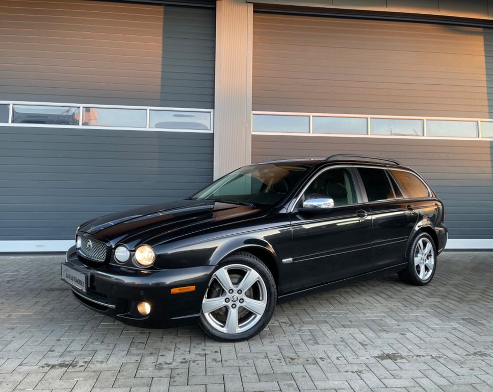 Bild des Angebotes Jaguar X-Type 2.2 Aut.°Executive°Leder°Navi°PDC°AHK°ALU
