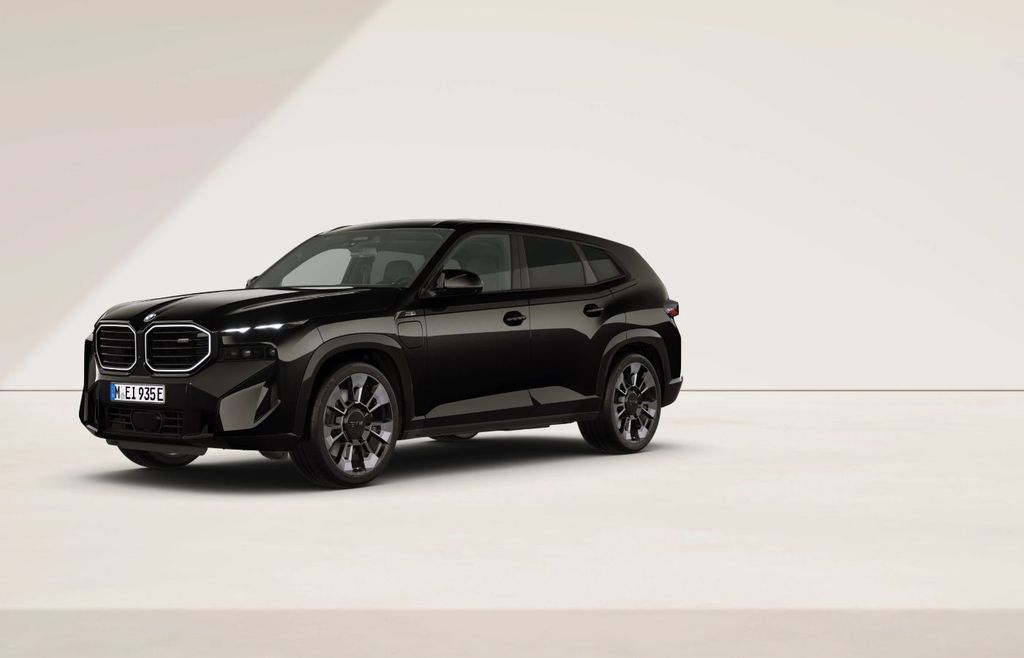 BMW XM 50e Ausstattung änderbar! NO EXPORT