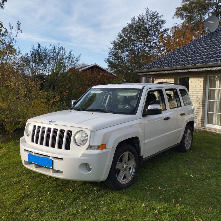 Bild des Angebotes Jeep Patriot 2,4 L - TOP - gepfl. Garagenwgaen,