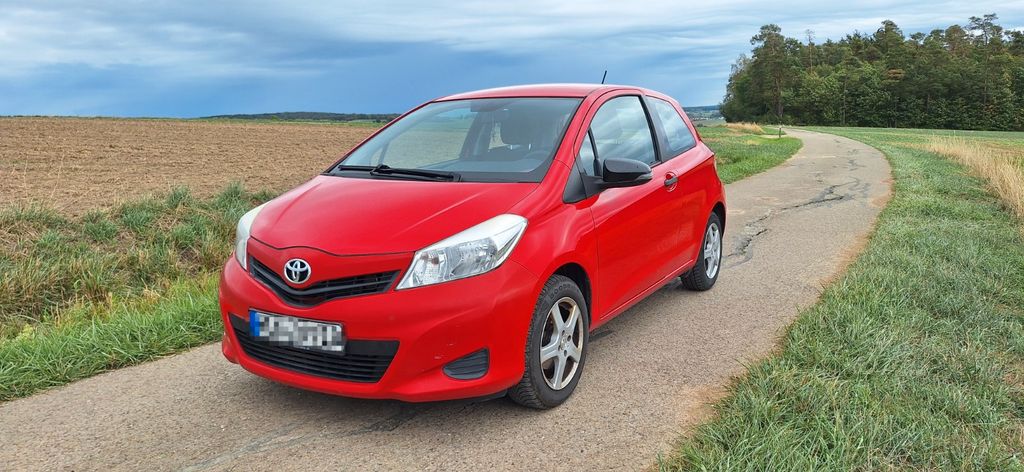 Bild des Angebotes Toyota Yaris 1,4-l-D-4D Cool Cool