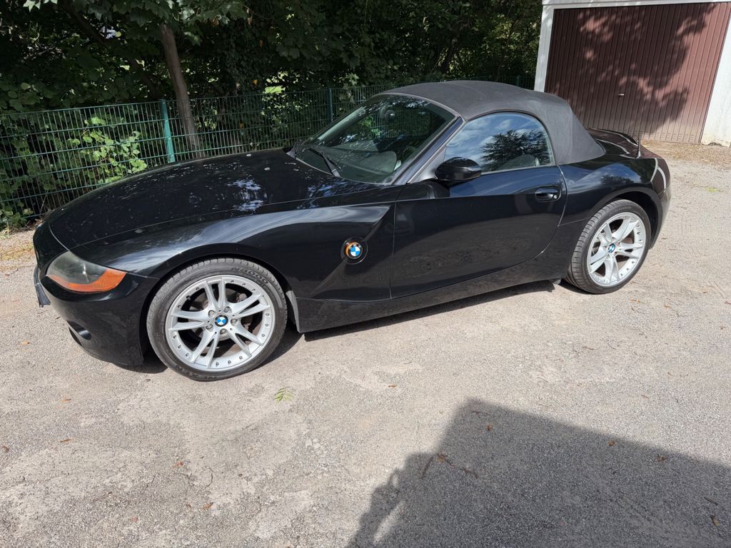 BMW Z4 2.2i - 170 PS -  6 Zylinder