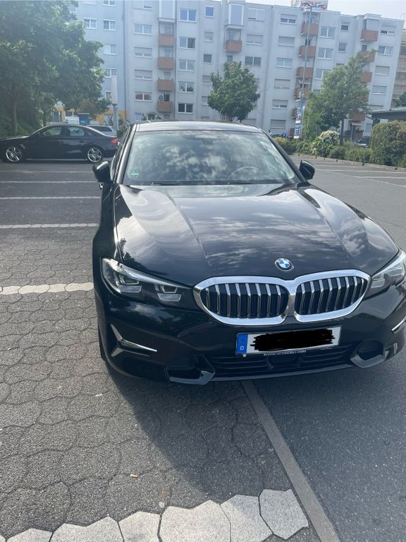 Bild des Angebotes BMW 320i xDrive Automatik -