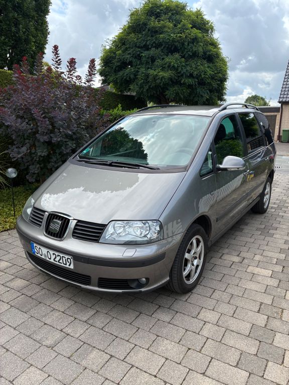 Bild des Angebotes Seat Alhambra 2.0TDI TÜV fast NEU Motor TOP
