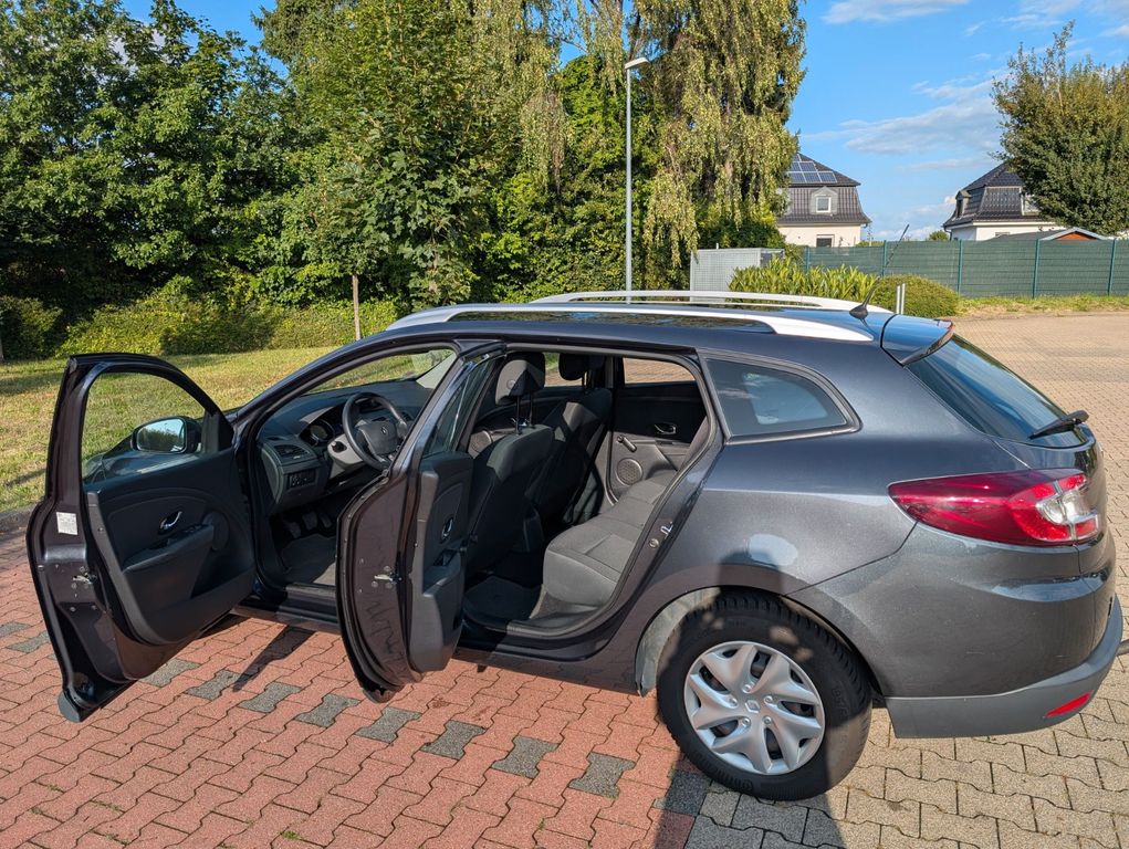 Bild des Angebotes Renault Megane 3 Grandtour 1.6 | Tüv 12/2027 |Scheckheft