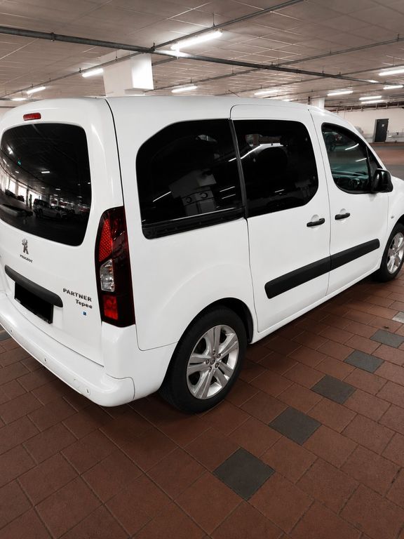 Bild des Angebotes Peugeot Partner