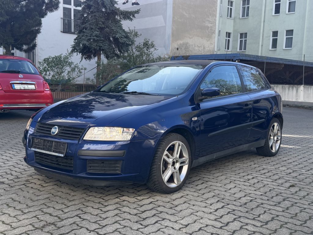 Bild des Angebotes Fiat Stilo 1,4 90PS Radio Allwetterreifen KLIMA