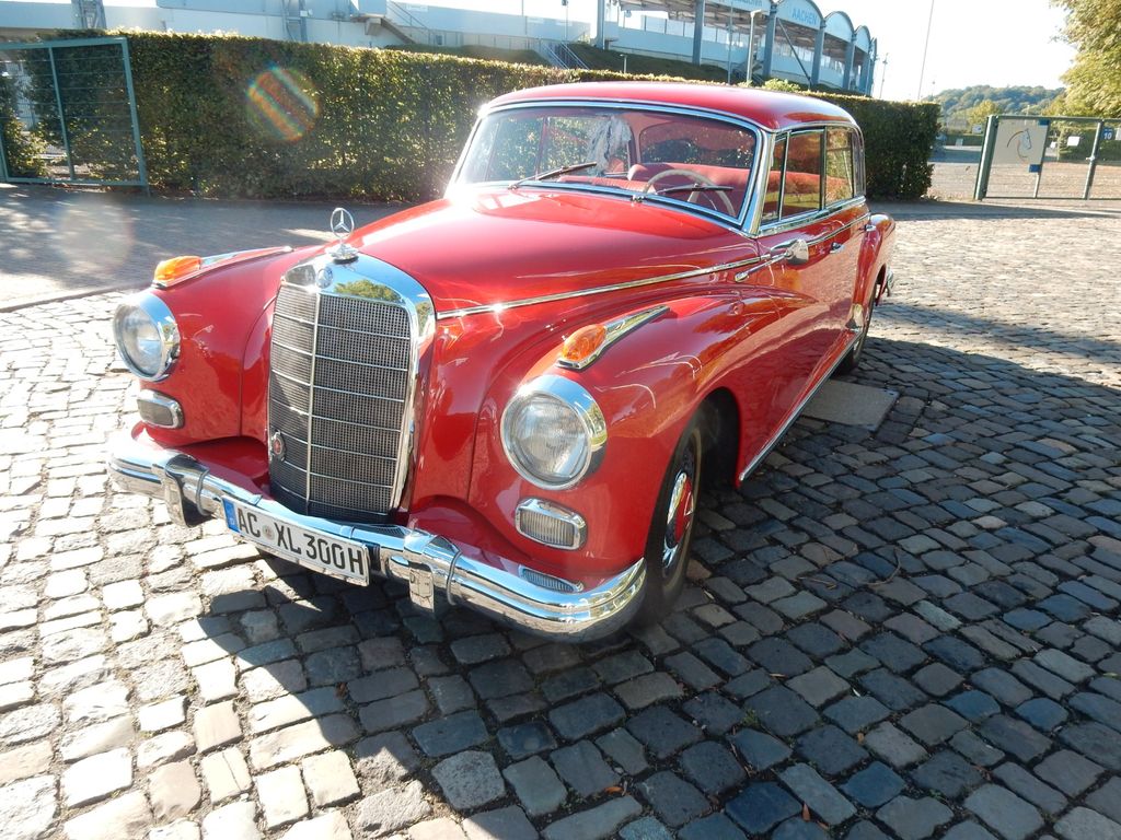 Mercedes-Benz 300  d Adenauer Typ 189
