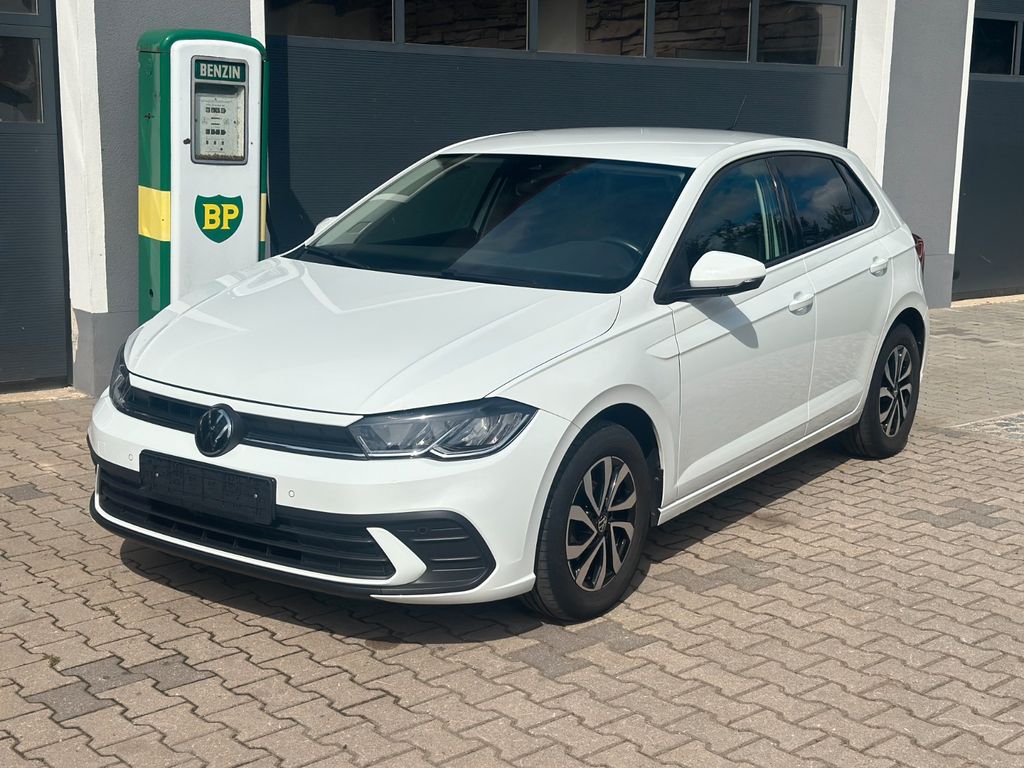 Bild des Angebotes Volkswagen Polo VI Active APP CONNECT TÜV neu